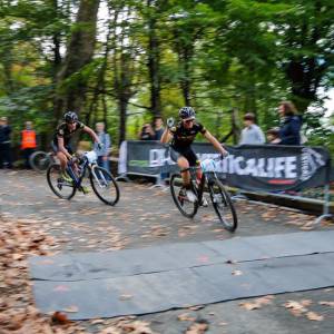 VerticalBike-G10_original_copy_1