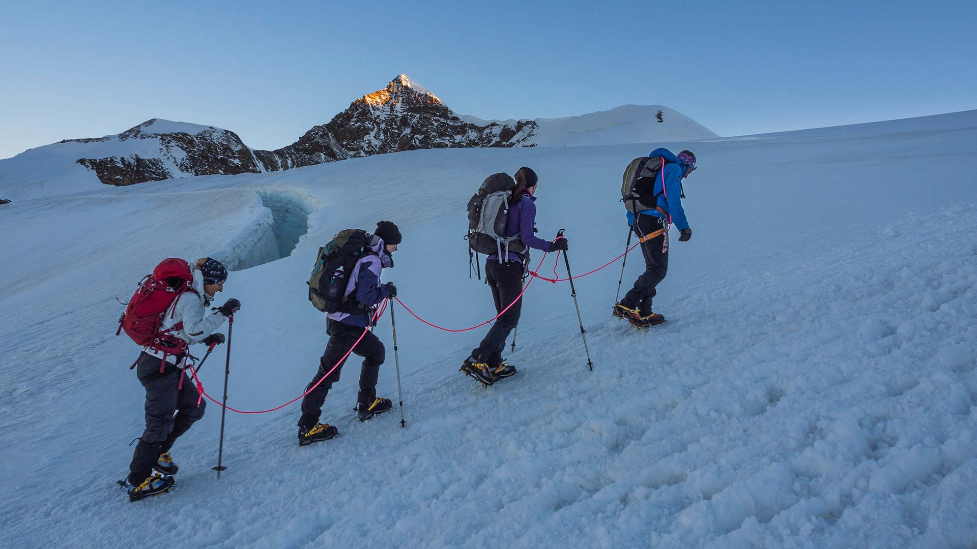Alpinismo sul Monte Rosa Spaghetti Tour Alpinismo sul Monte Rosa Spaghetti Tour
