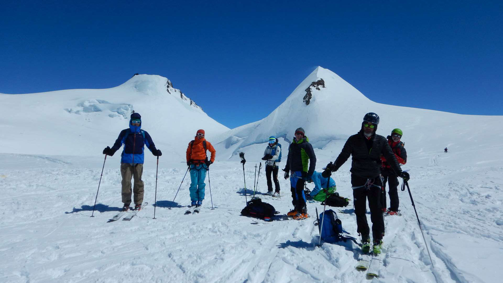 Scialpinismo sui 4000 delle Alpi tra Gran Paradiso e Monte Rosa Scialpinismo sui 4000 delle Alpi tra Gran Paradiso e Monte Rosa