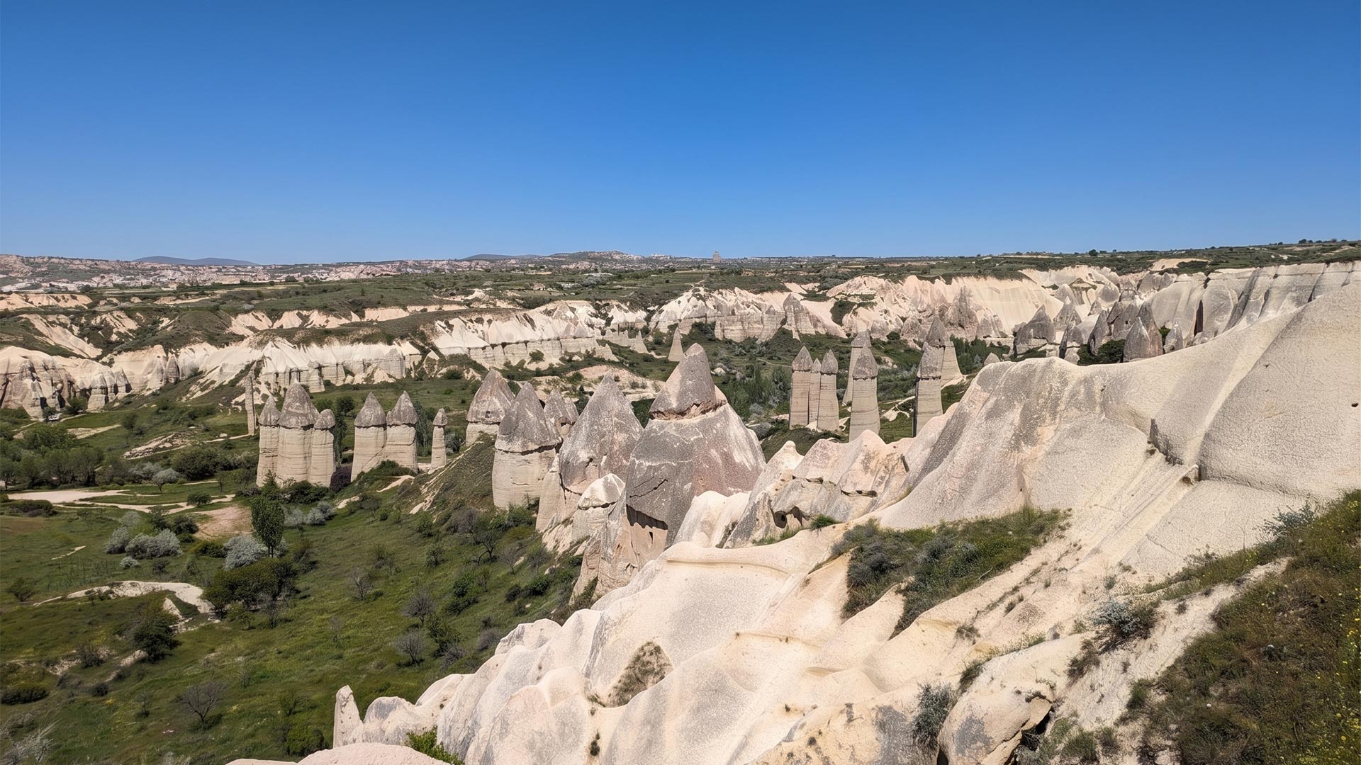 Viaggio in Turchia: Trekking in Cappadocia tra i camini delle fate e volo in mongolfiera Viaggio in Turchia: Trekking in Cappadocia tra i camini delle fate e volo in mongolfiera