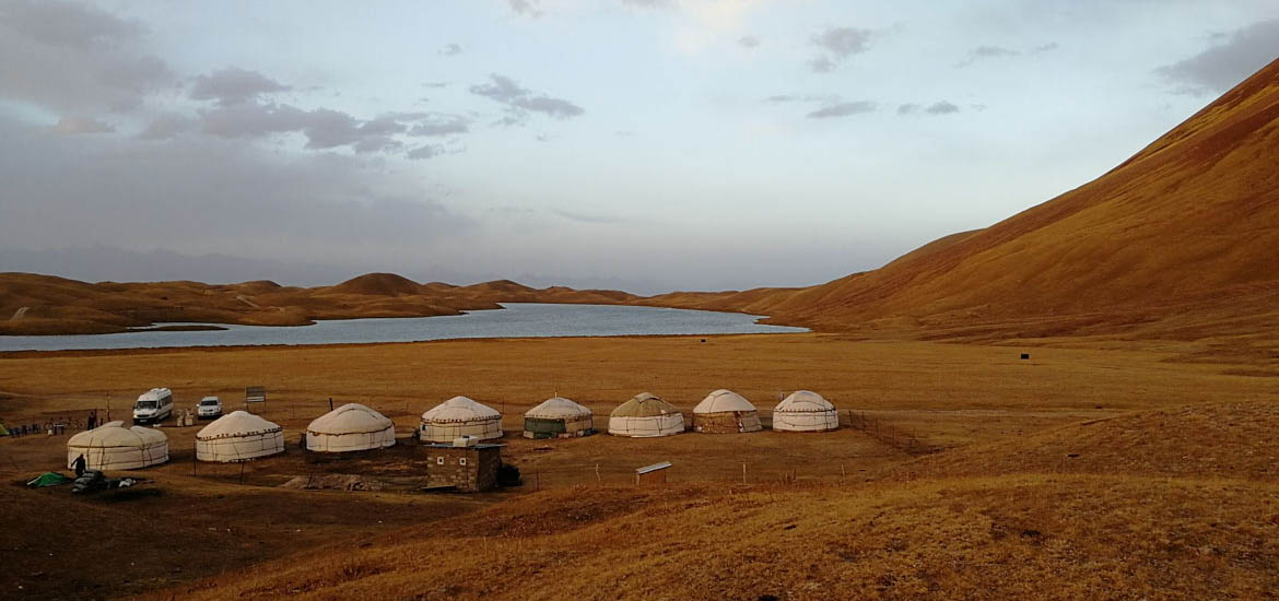 Viaggio in Kirghizistan: dormire in una yurta Viaggio in Kirghizistan: dormire in una yurta