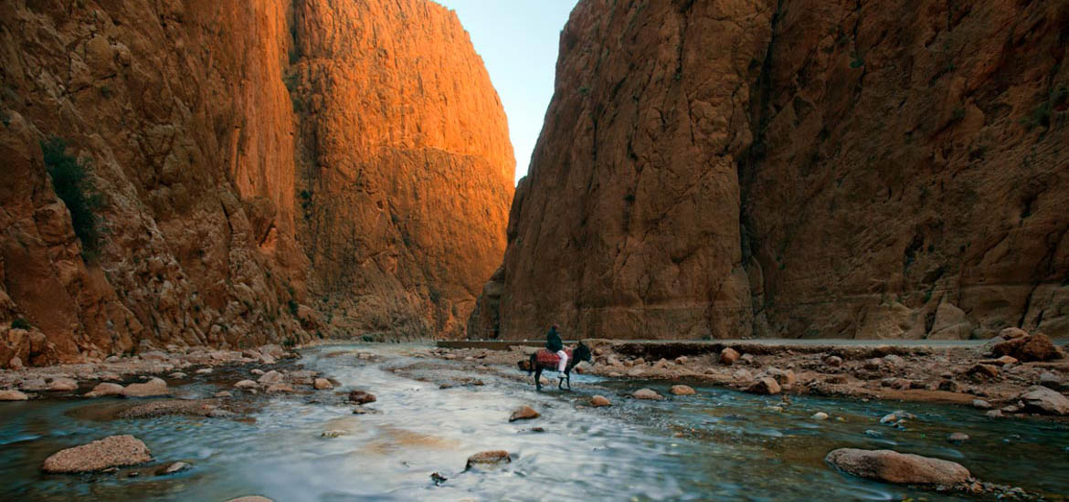 Viaggio Trekking in Marocco: preparare il bagaglio per il tour Viaggio Trekking in Marocco: preparare il bagaglio per il tour