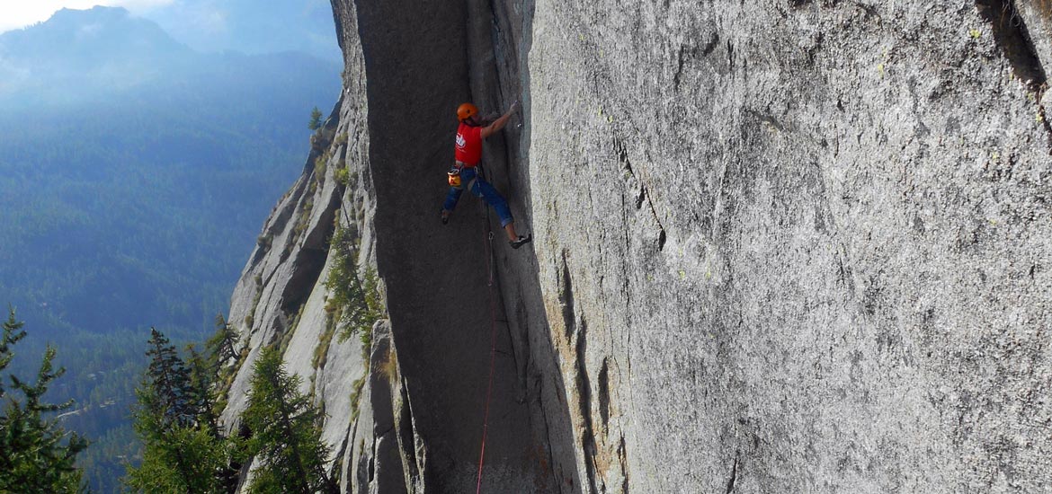 Valle Orco, Gran Paradiso: corso di arrampicata trad con guida
