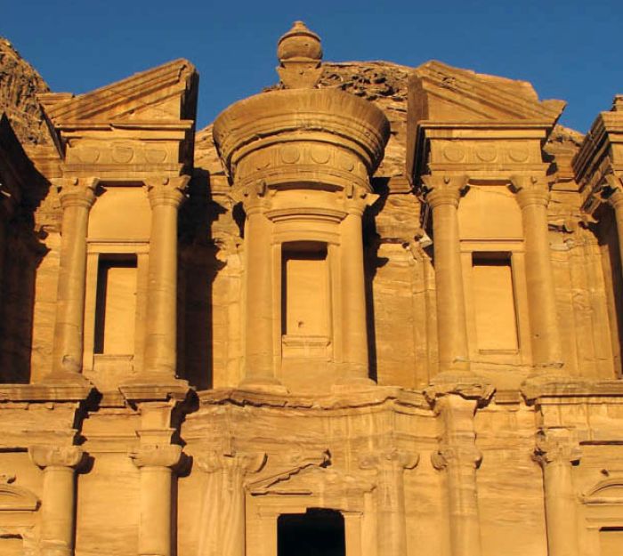 Giordania: La Scoperta di Petra